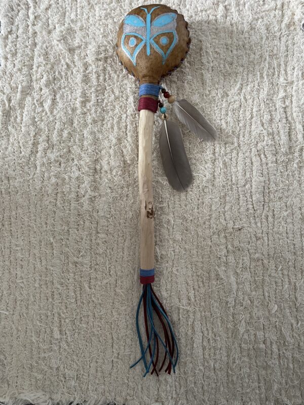 Grand hochet Totem Papillon